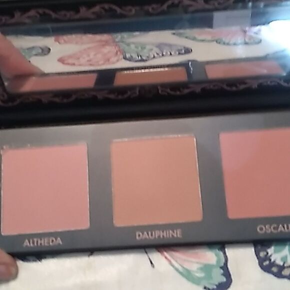 Lovecraft Beauty Set  - Picture 3 of 3